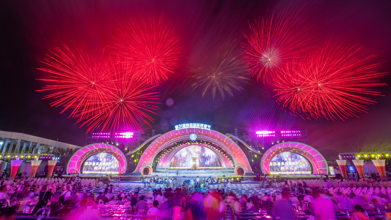 第31屆青島國(guó)際啤酒節(jié)在金沙灘啤酒城盛大開(kāi)幕(圖1) 第31屆青島國(guó)際啤酒節(jié)在金沙灘啤酒城盛大開(kāi)幕(圖1)