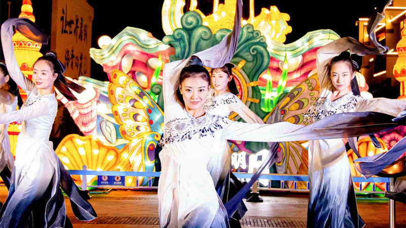 啤酒城、北茶商街“雙節(jié)”活動活躍節(jié)日經(jīng)濟(jì)(圖4)